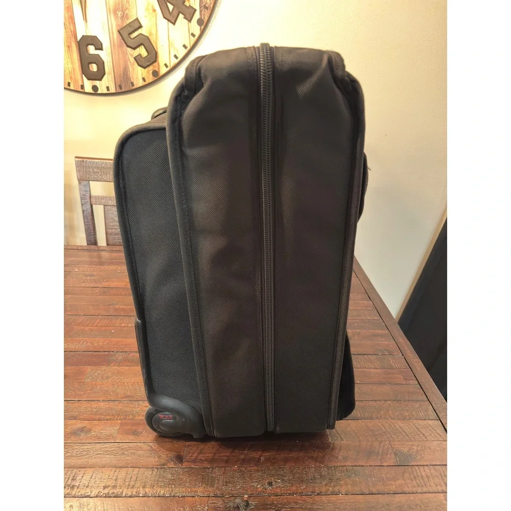 Tumi Alpha Ballistic Nylon Wheeled Garment Bag Black Suit Travel Luggage 2243D3